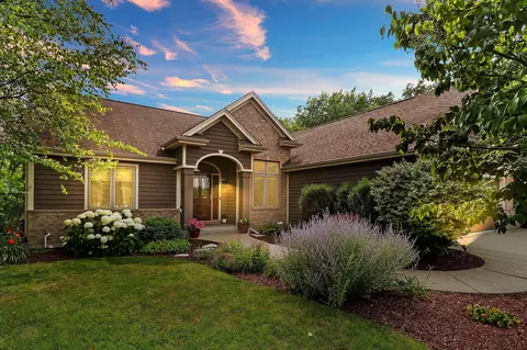 8112 100th, Pleasant Prairie, WI 53158