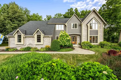1245 Eagle, Hartland, WI 53029