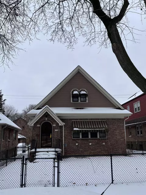 3266 N 52nd, Milwaukee, WI 53216