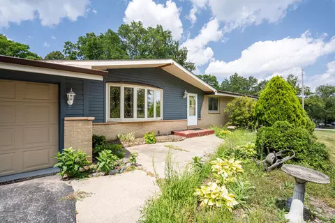 2025 Woodland, Raymond, WI 53108