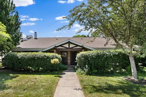 n17w5459 Garfield, Cedarburg, WI 53012