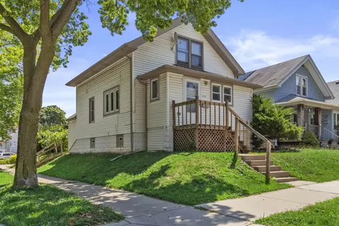 2200 S 59th, West Allis, WI 53219