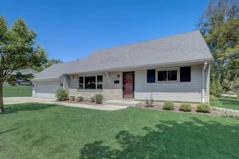 n77w5652 Bywater, Cedarburg, WI 53012