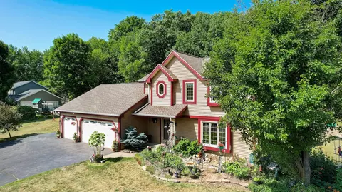 w324s7063 Squire, Mukwonago, WI 53149
