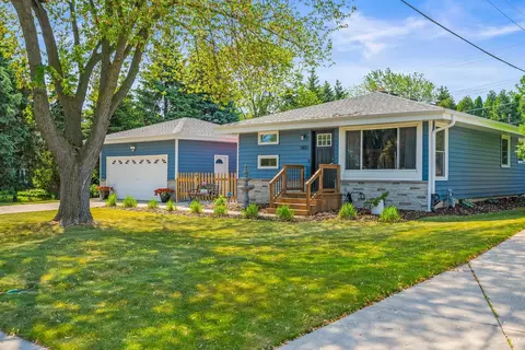 1803 W Grange, Milwaukee, WI 53221