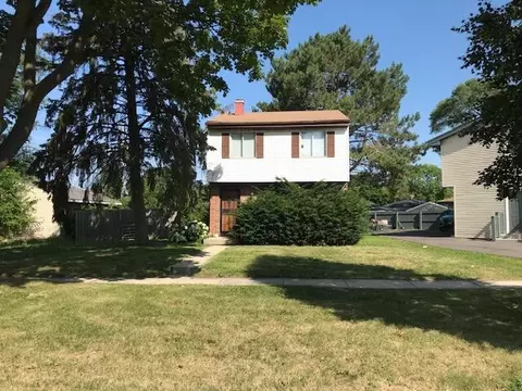 7708 W Bobolink, Milwaukee, WI 53218