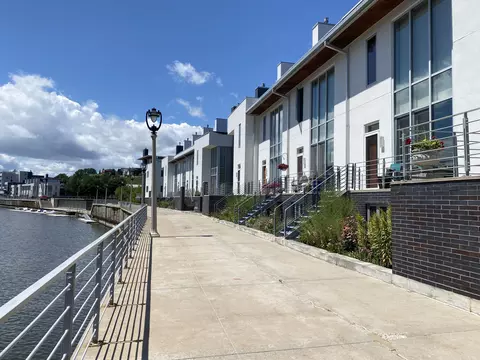 2031 N Riverwalk, Milwaukee, WI 53212