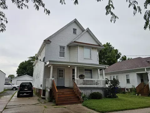 6616 28th, Kenosha, WI 53143