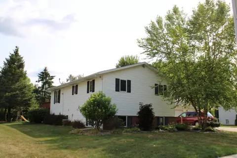 349 Knights, Kewaskum, WI 53040