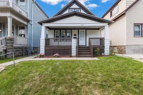 2029 S 11th, Milwaukee, WI 53204
