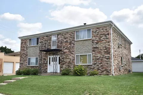 2320 S 107th, West Allis, WI 53227