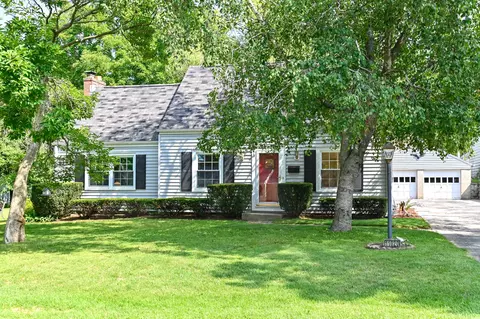 11020 W Rockne, Hales Corners, WI 53130