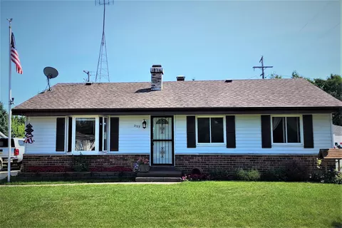 2123 Broadleaf, Racine, WI 53402