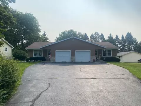 6800 Enge, West Bend, WI 53090