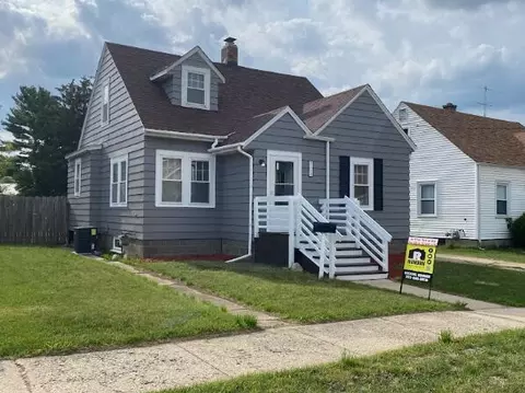 6220 37th, Kenosha, WI 53142