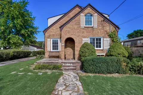 4270 S Nicholson, Saint Francis, WI 53235
