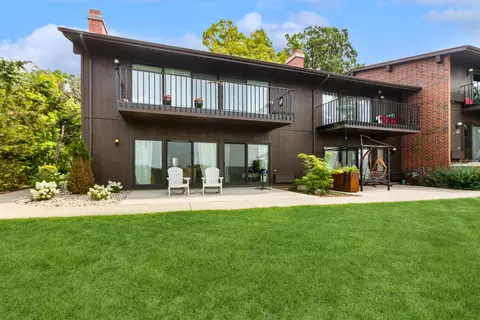 82 Red Chimney #01, Geneva, WI 53147