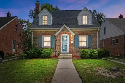 5746 N Argyle, Glendale, WI 53209