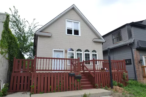 3155 S Howell, Milwaukee, WI 53207