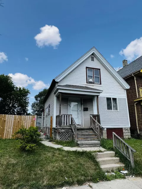 2857 N 20th, Milwaukee, WI 53206