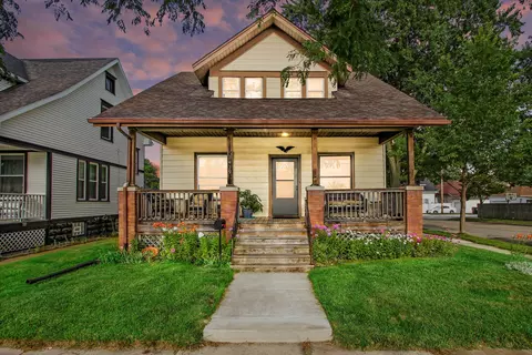 1439 West, Racine, WI 53405