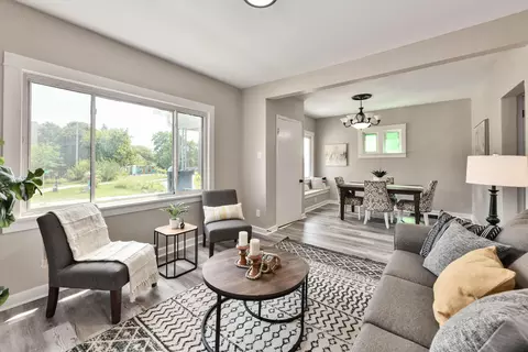3365 N Holton, Milwaukee, WI 53212