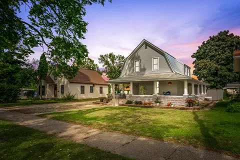 2215 E La, Crosse, WI 54601