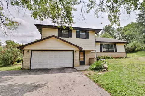1240 Jaclyn, Brookfield, WI 53045