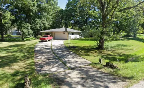12120 W Oakwood, Franklin, WI 53132