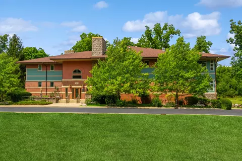 415 S Wls #302, Lake Geneva, WI 53147