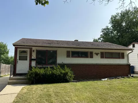 8139 W Eggert, Milwaukee, WI 53218