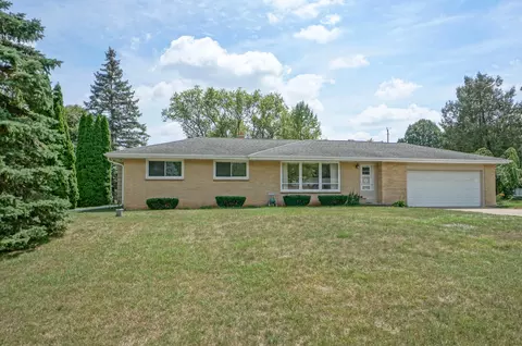 n50w15411 Susan, Menomonee Falls, WI 53051