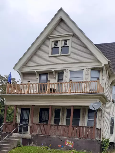 2310 W Lloyd #2312, Milwaukee, WI 53205