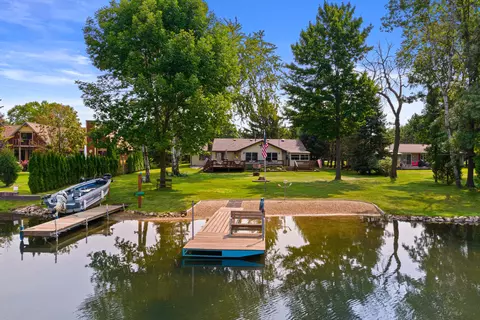 n9323 Oakwood Lane, Neshkoro, WI 54960