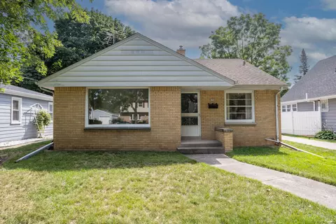 154 N 91st, Milwaukee, WI 53226
