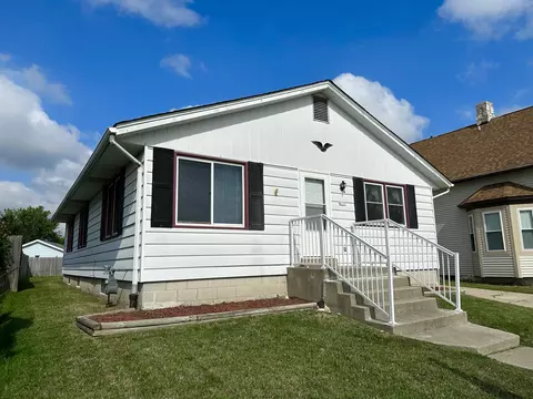 6117 S Howell, Milwaukee, WI 53207