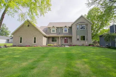 1304 Richards, Watertown, WI 53094