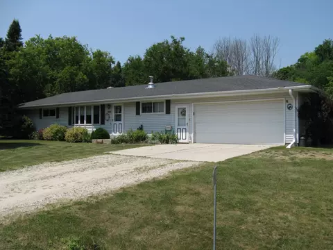 w4070 Skyline Road, Herman, WI 53020