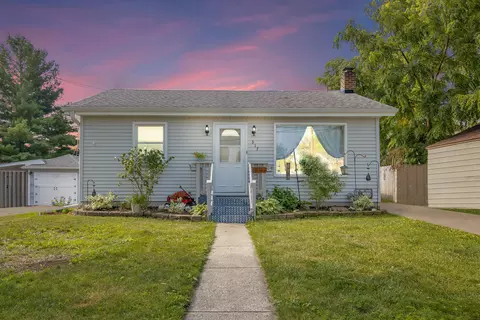 317 W Rogers, Hartford, WI 53027