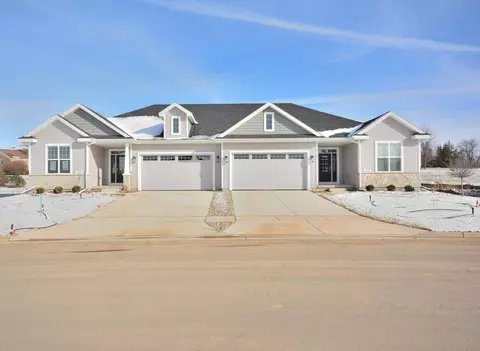 w198n5554 Magnolia, Menomonee Falls, WI 53051
