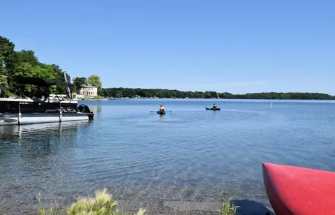 34311 N Venice Bch, Summit, WI 53066