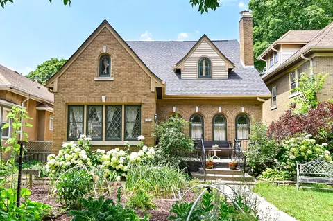 2771 N 46th, Milwaukee, WI 53210