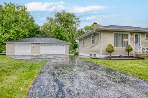 7839 W Bradley, Milwaukee, WI 53223