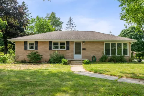 604 S 14th, West Bend, WI 53095