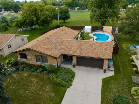 7039 N 40th, Milwaukee, WI 53209