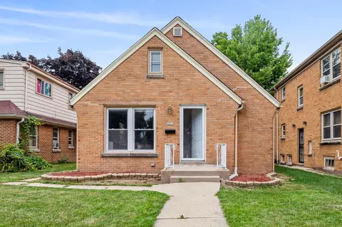3861 N 58th, Milwaukee, WI 53216