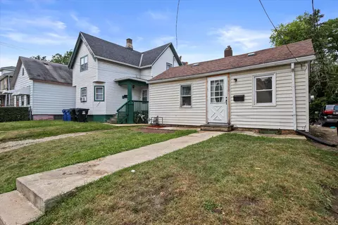 1310 Lasalle, Racine, WI 53404