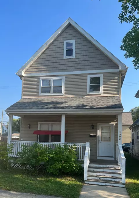 2804 W Meinecke, Milwaukee, WI 53210