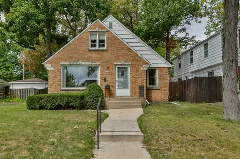 3309 S 45th, Greenfield, WI 53219