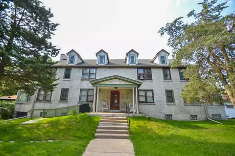 305 Michigan, South Milwaukee, WI 53172